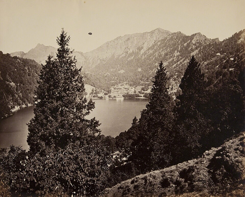 Nainital and its lake in an albumen photograph from around the 1870s